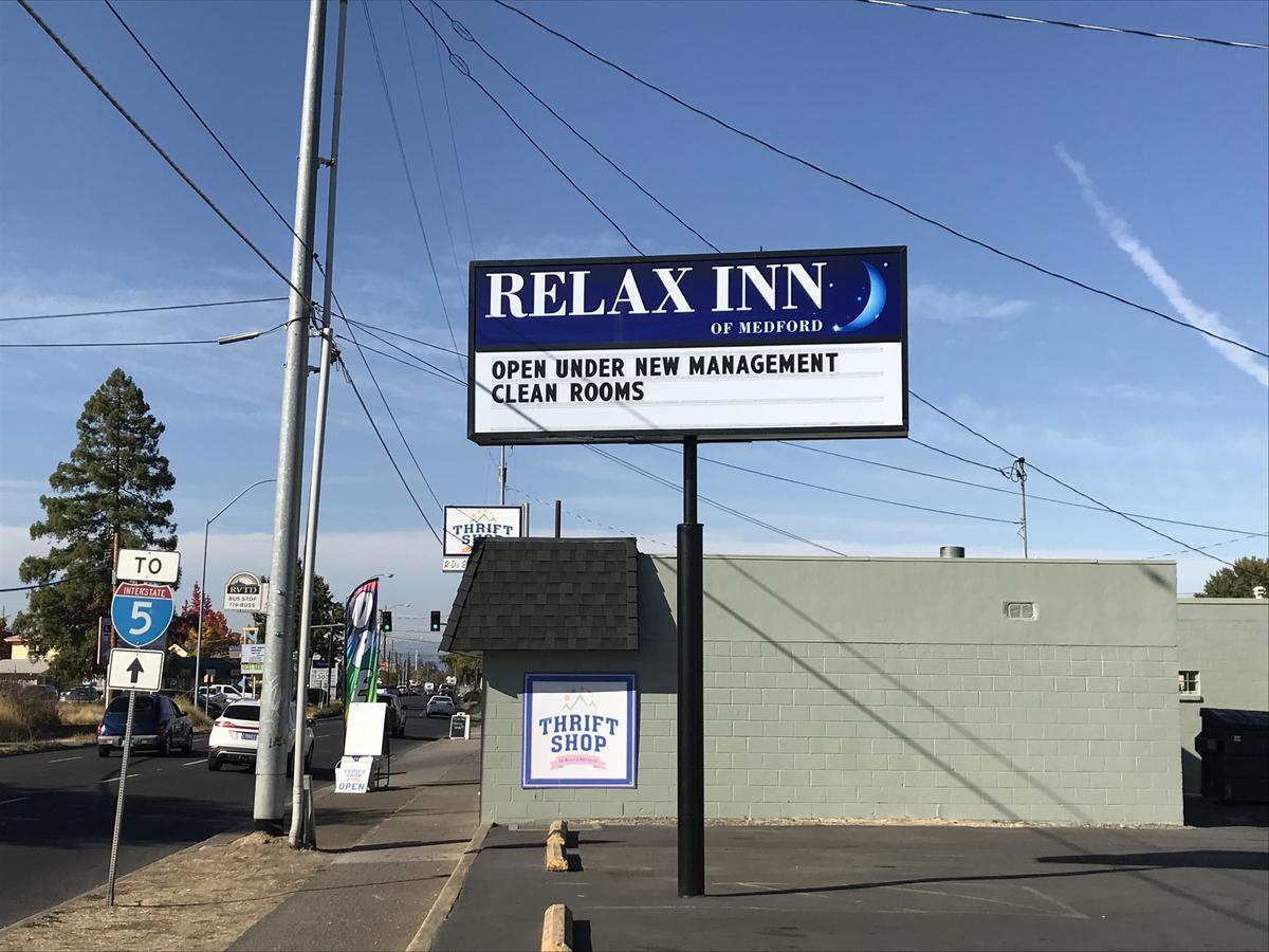 RELAX INN MEDFORD - NO RESERVATION COSTS - BOOK & SAVE